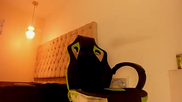 Darkknightx01 online show from 1, 10, 2025