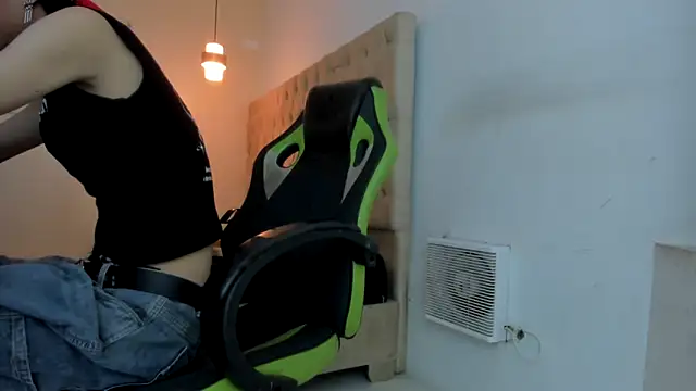 Darkknightx01 online show from 9, 11, 2025