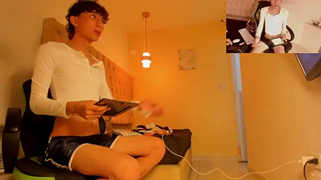 Darkknightx01 online show from 2, 10, 2025