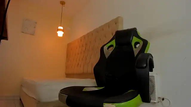 Darkknightx01 online show from 3, 12, 2025