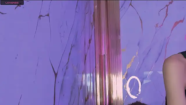 eimy skinny  online show from 8, 2, 2026