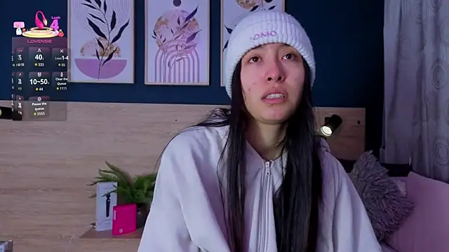 SarahMiler  online show from 23, 2, 2026