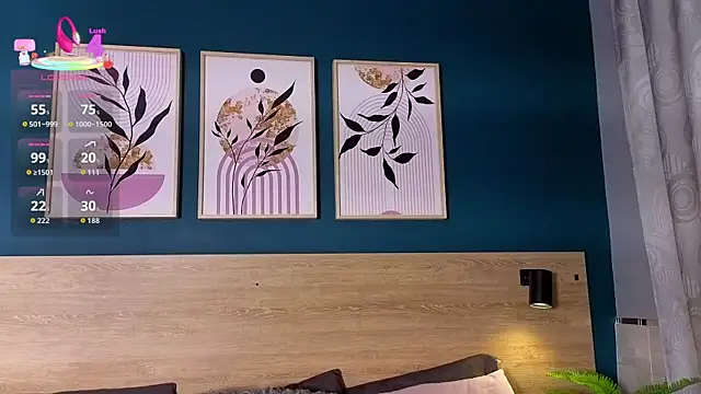 SarahMiler  online show from 21, 12, 2025