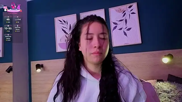 SarahMiler  online show from 7, 2, 2026