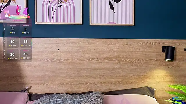 SarahMiler  online show from 19, 12, 2025