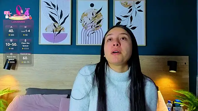 SarahMiler  online show from 22, 12, 2025