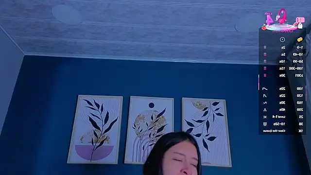 SarahMiler  online show from 15, 10, 2025