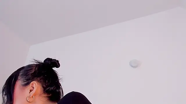 Taylormaxwell online show from 1, 12, 2025