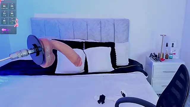 Taylormaxwell online show from 9, 9, 2025