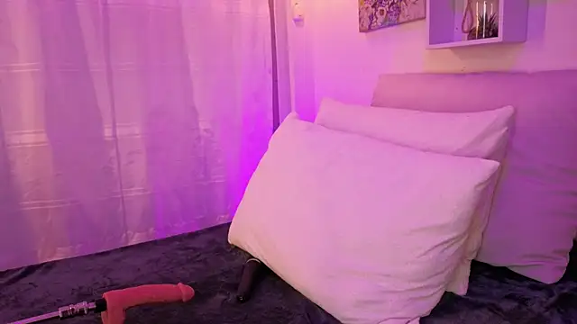 Samaraa Smith online show from 24, 10, 2025