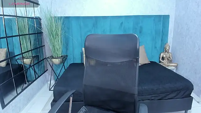 VictoriaaBlair online show from 25, 2, 2026