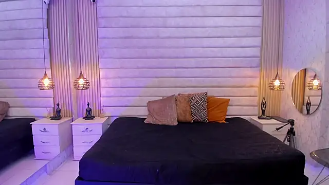 VictoriaaBlair online show from 15, 4, 2026