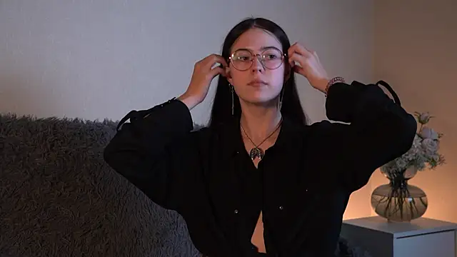 ywixos online show from 29, 9, 2025