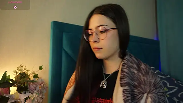 ywixos online show from 28, 9, 2025