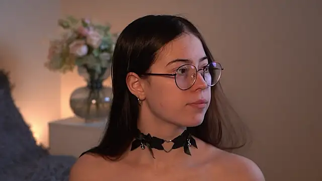 ywixos online show from 28, 11, 2025