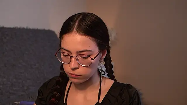 Snapshot of ywixos chatting on 17, 2, 2026 ywixos online show from 17, 2, 2026