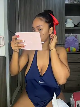 Mia sweet80 online show from 28, 11, 2025