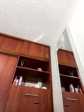 Issa Santana online show from 10, 1, 2026