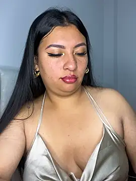 Issa Santana online show from 11, 7, 2026