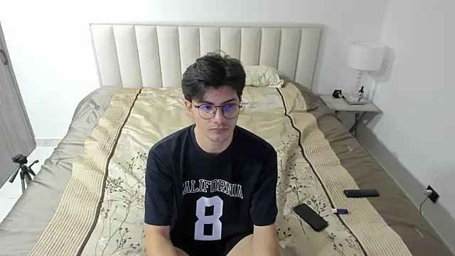 kyron  jobs online show from 25, 3, 2026