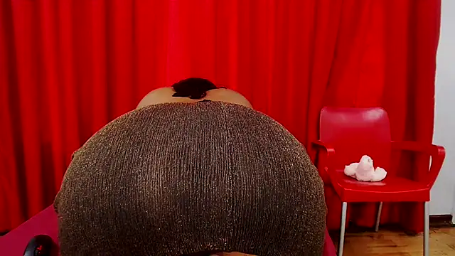 SexyBustyBoobs online show from 30, 10, 2025