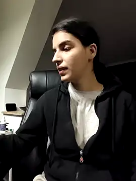 Snapshot of SweetMelodyZ chatting on 26, 10, 2025 SweetMelodyZ online show from 26, 10, 2025