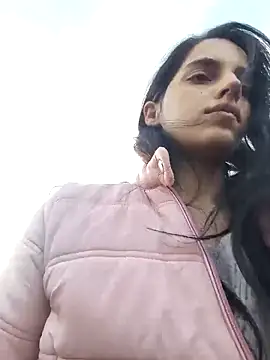 Snapshot of SweetMelodyZ chatting on 6, 11, 2025 SweetMelodyZ online show from 6, 11, 2025