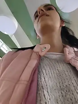 Snapshot of SweetMelodyZ chatting on 3, 11, 2025 SweetMelodyZ online show from 3, 11, 2025