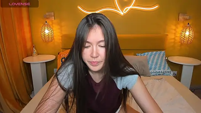 Tina Porter online show from 3, 10, 2025