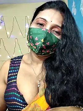 Hotty Sonali online show from 8, 10, 2025