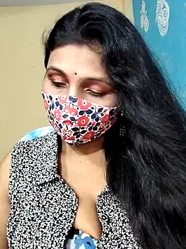 Hotty Sonali online show from 5, 10, 2025