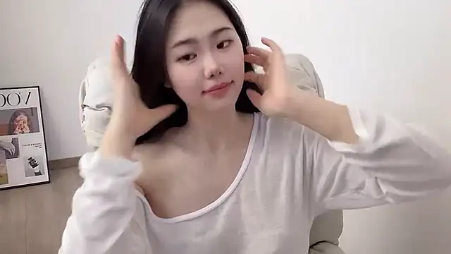 Snapshot of suki-1 chatting on 10, 5, 2026 suki-1 online show from 10, 5, 2026