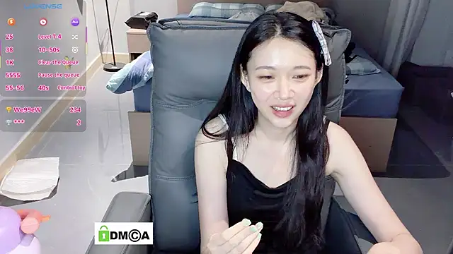 NiNi-baby520 online show from 23, 4, 2026