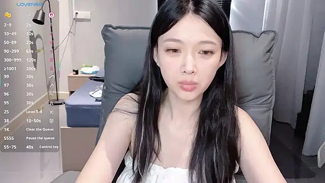 NiNi-baby520 online show from 15, 10, 2025