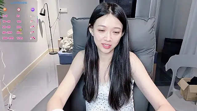 NiNi-baby520 online show from 5, 12, 2025