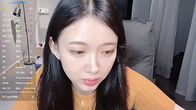 NiNi-baby520 online show from 5, 10, 2025