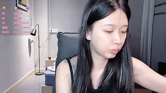 NiNi-baby520 online show from 18, 11, 2025