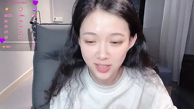 NiNi-baby520 online show from 26, 9, 2025