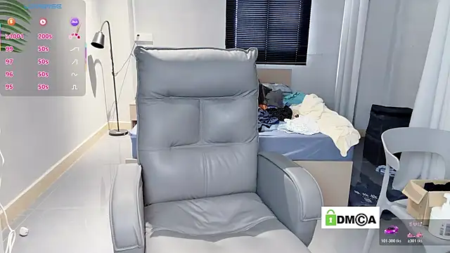 NiNi-baby520 online show from 16, 12, 2025