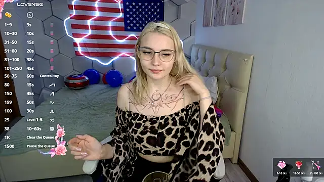Snapshot of aliicemeow chatting on 1, 7, 2026 aliicemeow online show from 1, 7, 2026