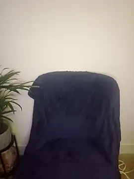 LonelyLucinda online show from 6, 11, 2025