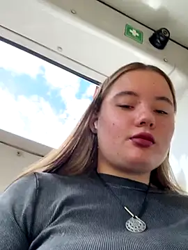 StephanieMur online show from 21, 9, 2025