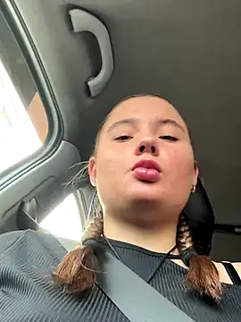 StephanieMur online show from 23, 9, 2025