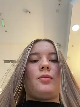 StephanieMur online show from 10, 10, 2025