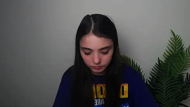 Snapshot of Sun_Shine__ chatting on 18, 9, 2025 Sun Shine online show from 18, 9, 2025