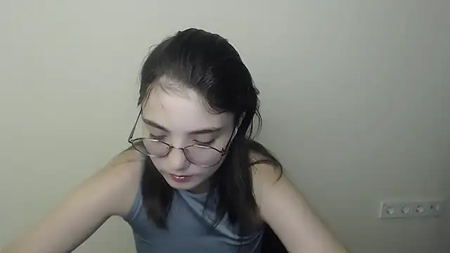 Snapshot of Sun_Shine__ chatting on 8, 7, 2026 Sun Shine online show from 8, 7, 2026