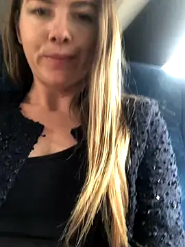 Angiehuston1 online show from 27, 9, 2025