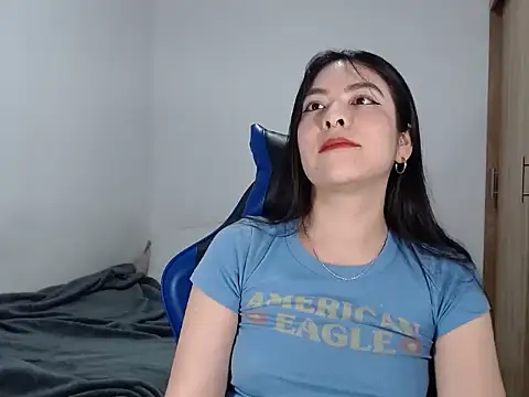 Snapshot of EloiseJun chatting on 28, 11, 2025 EloiseJun online show from 28, 11, 2025