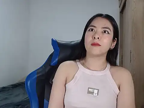 EloiseJun online show from 20, 12, 2025