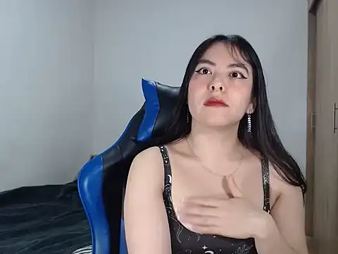 EloiseJun online show from 13, 2, 2026